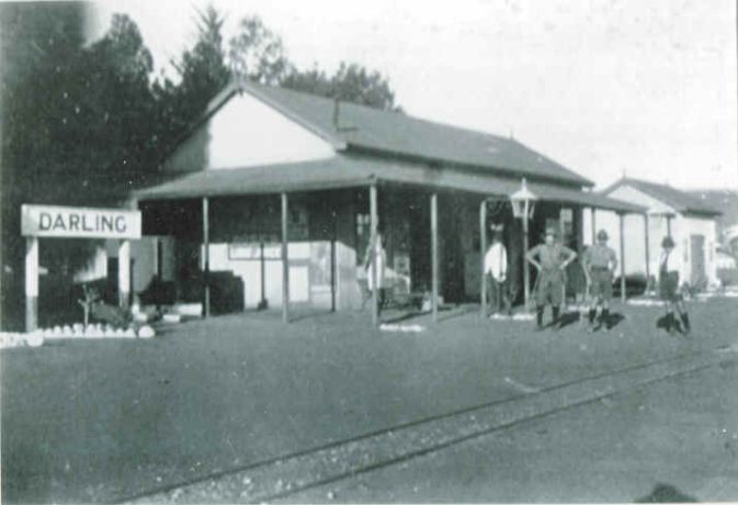 The Darling Station (Before Evita se Perron)